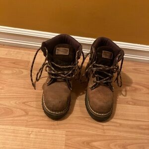 Greatland Rugged Footwear Lace Up Winter Boot Sz 10 Women’s
